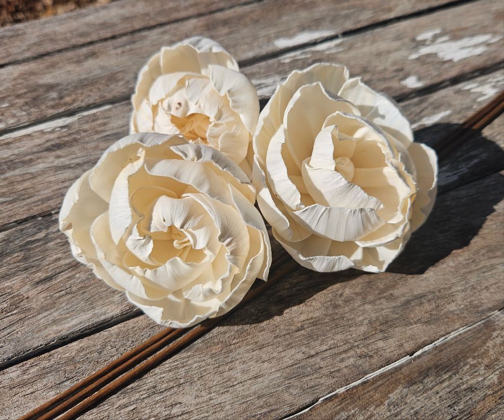 Handmade Flowers - Sola Flower - Off White Medium Peony - 7/8cm