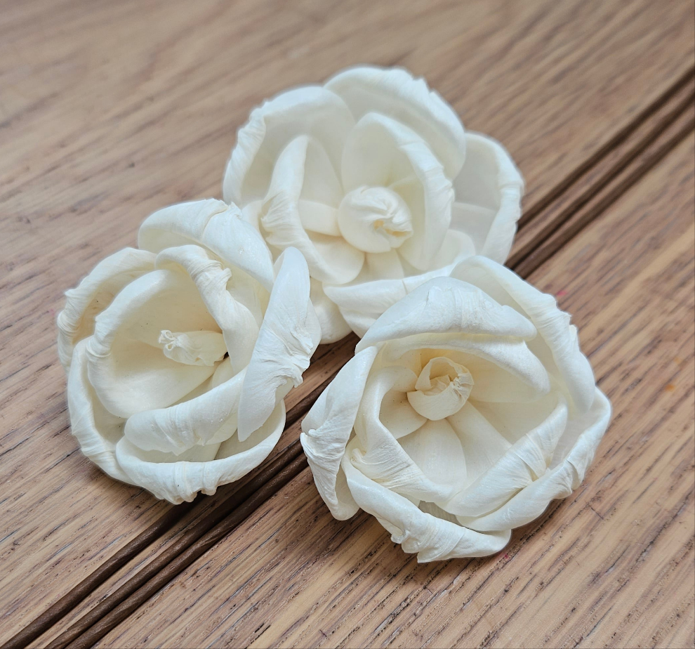 Handmade Flowers - Sola Flower - White Rolled Petal Rose - 5/6cm