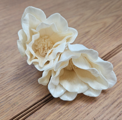 Handmade Flowers - Sola Flower - Large Nearly White Magnolia 10cm